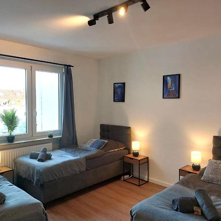 Rtr Essen - Fuer Bis Zu 8 Personen - Voll Ausgestattet - Zentral Limbecker Platz - Messe - Uniklinikum - Smart Tv - Modern Apartman Kültér fotó