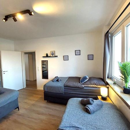 Rtr Essen - Fuer Bis Zu 8 Personen - Voll Ausgestattet - Zentral Limbecker Platz - Messe - Uniklinikum - Smart Tv - Modern Apartman Kültér fotó