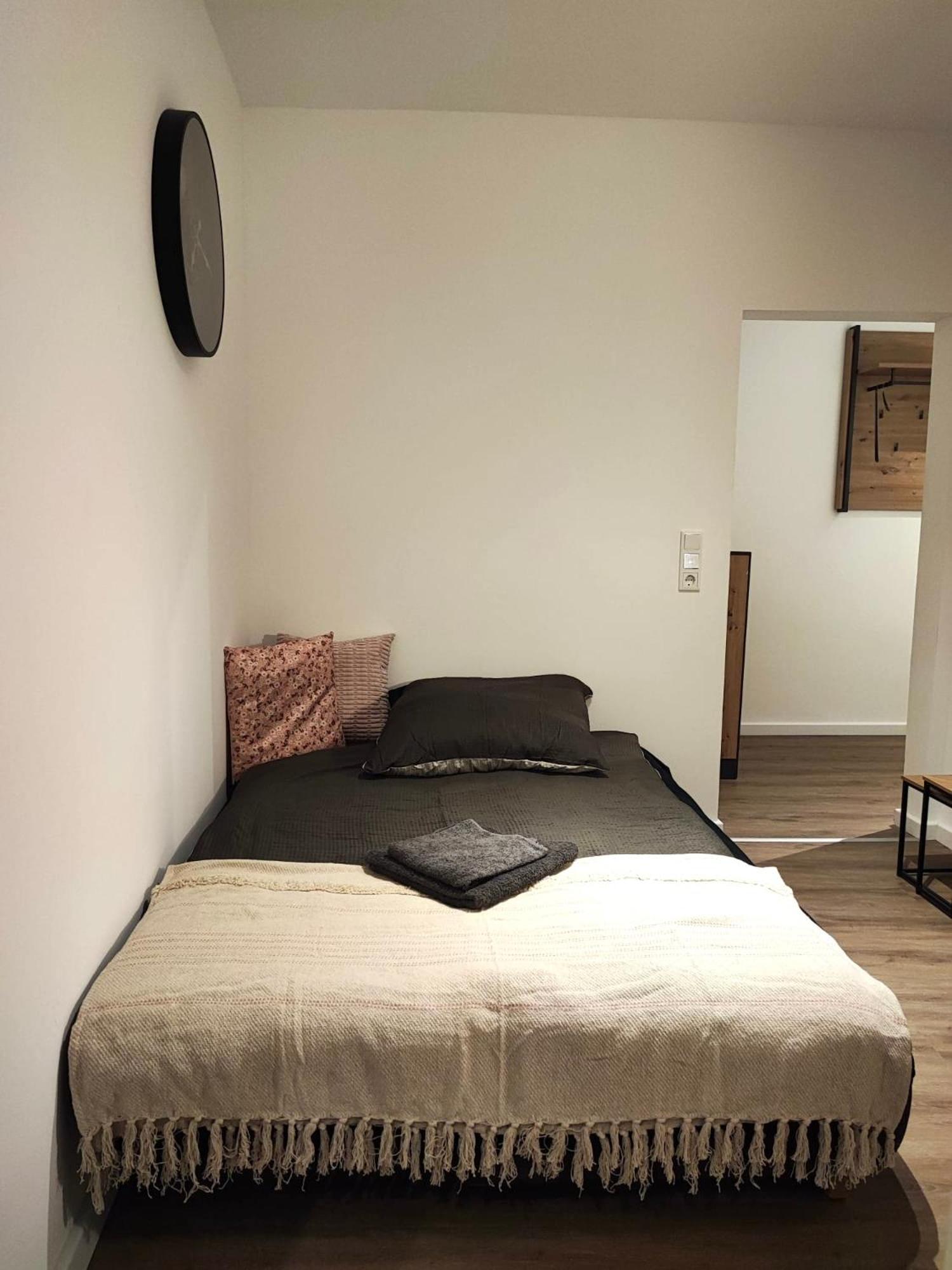 Rtr Essen - Fuer Bis Zu 8 Personen - Voll Ausgestattet - Zentral Limbecker Platz - Messe - Uniklinikum - Smart Tv - Modern Apartman Kültér fotó