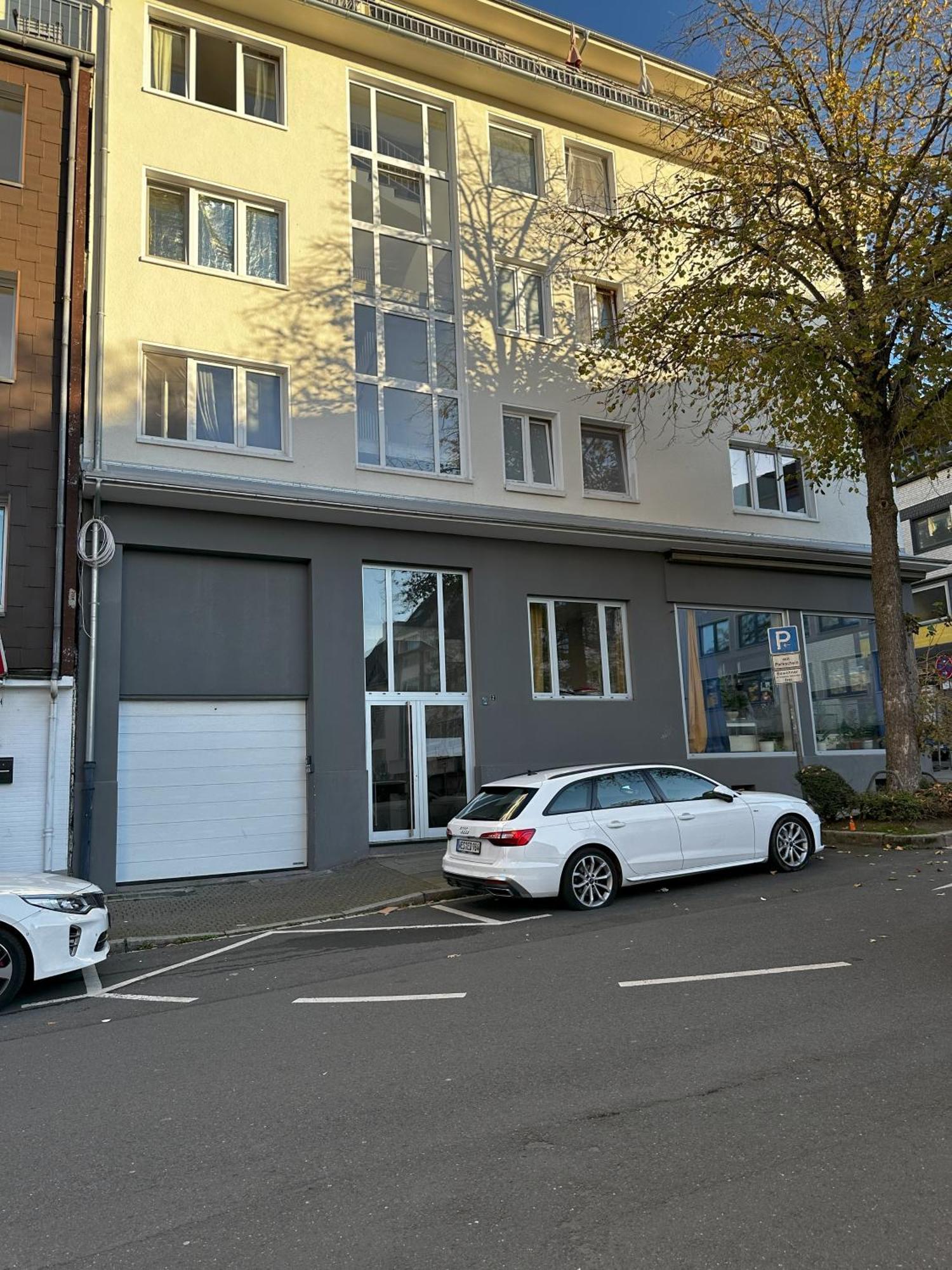 Rtr Essen - Fuer Bis Zu 8 Personen - Voll Ausgestattet - Zentral Limbecker Platz - Messe - Uniklinikum - Smart Tv - Modern Apartman Kültér fotó