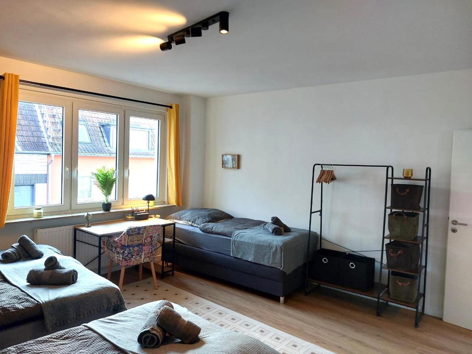 Rtr Essen - Fuer Bis Zu 8 Personen - Voll Ausgestattet - Zentral Limbecker Platz - Messe - Uniklinikum - Smart Tv - Modern Apartman Kültér fotó