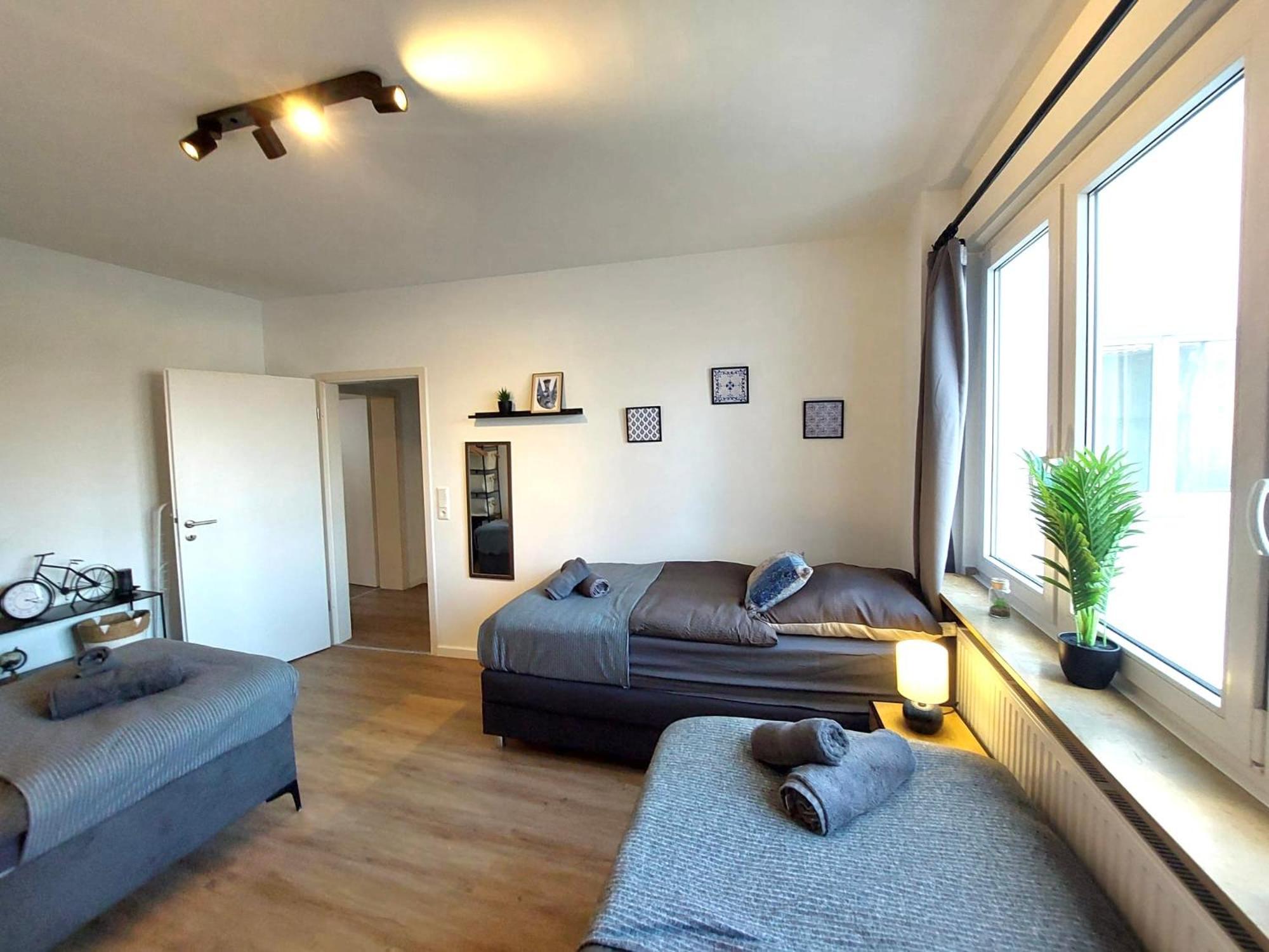 Rtr Essen - Fuer Bis Zu 8 Personen - Voll Ausgestattet - Zentral Limbecker Platz - Messe - Uniklinikum - Smart Tv - Modern Apartman Kültér fotó